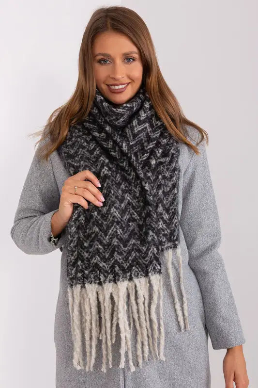 Shawl AT - black / one-size-fits-all